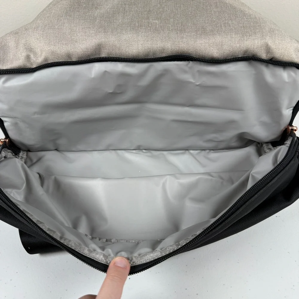 Petunia Pickle Bottom Pivot Pack Diaper Bag Sand/Black Large Backpack‎ Rose Gold